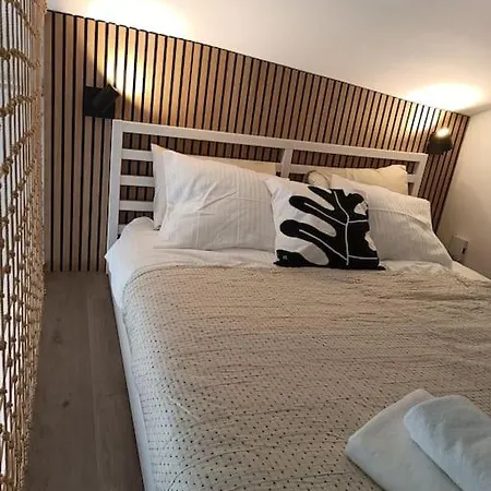 Studio * Lublaň